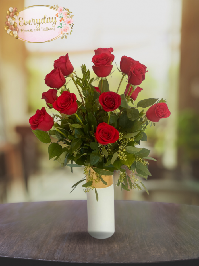 15 Elegant Red Roses