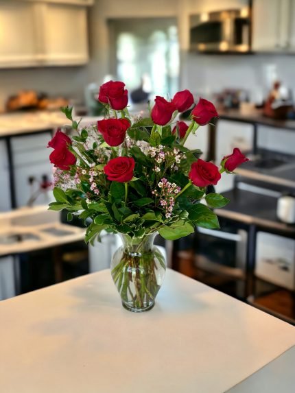Premium Long Stem Red Roses in a vase