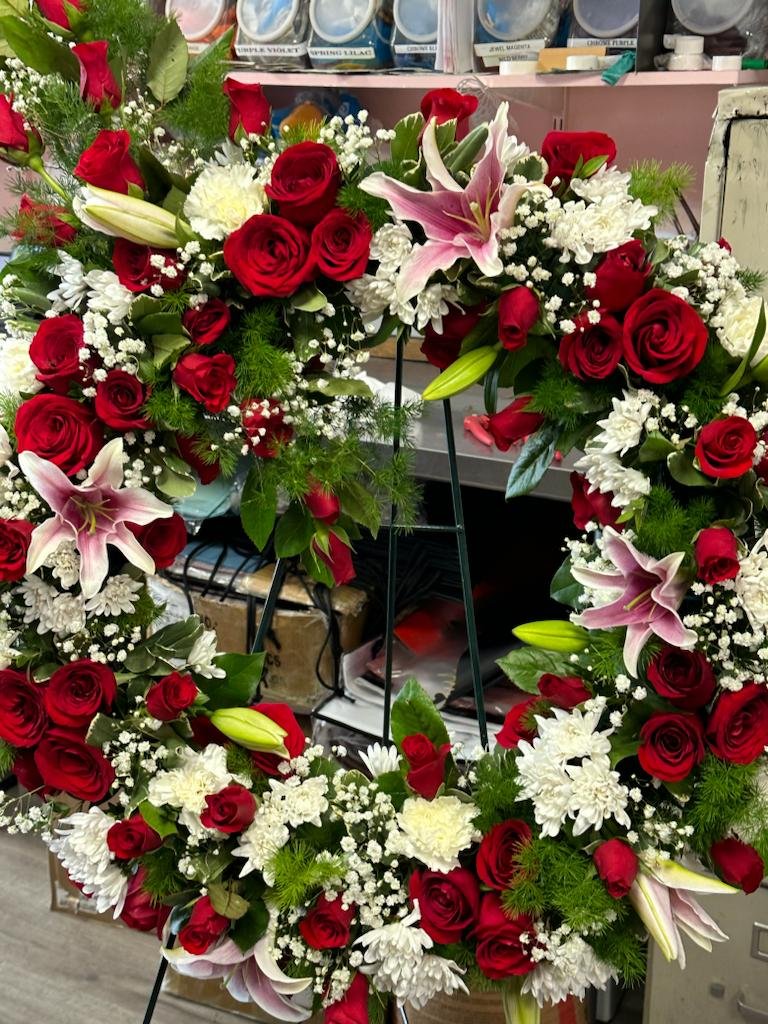 Red and White Wreath