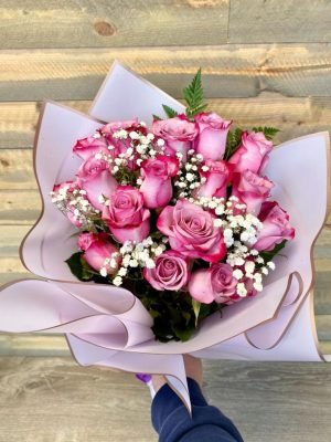 PURPLE20ELEGAND20WRAPPED20ROSES.jpg